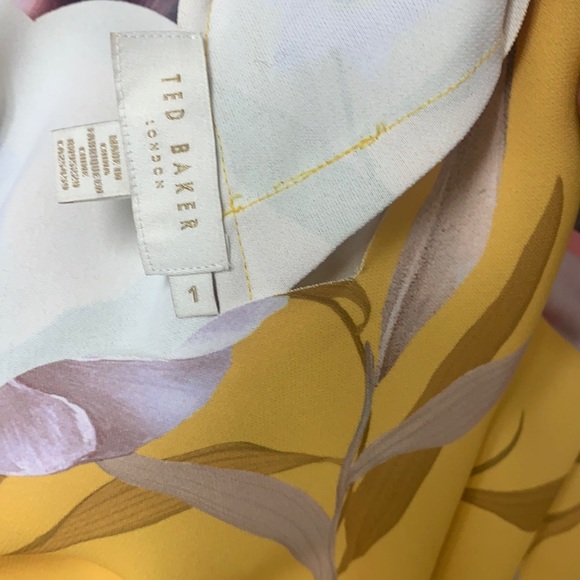 Ted Baker Yellow Floral Tank w/Scalloped Neckline. Excellent condition. Size 1. - Picture 4 of 5